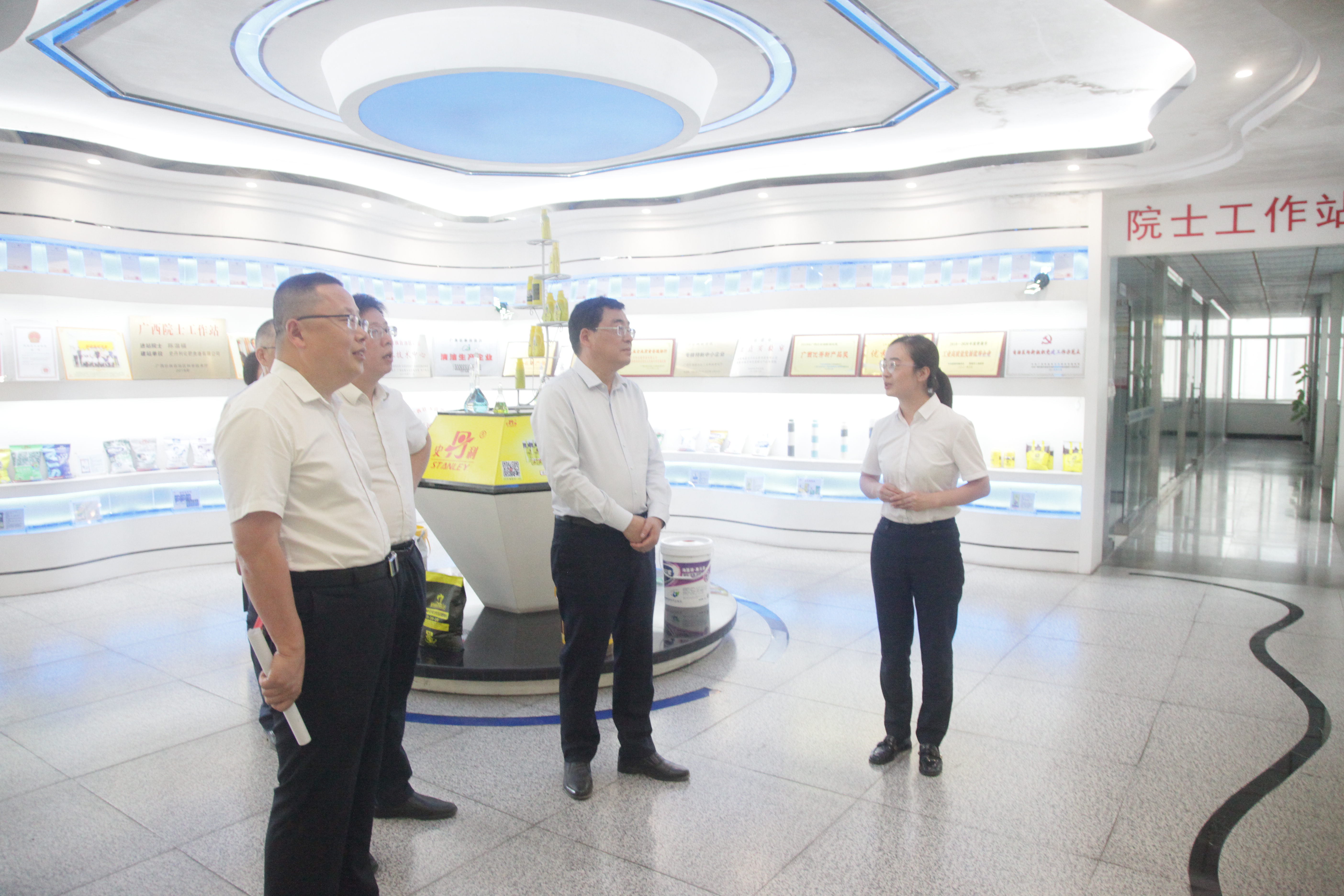 888d70b89dfdde632a5a1bb2f8ff705.jpg 888d70b89dfdde632a5a1bb2f8ff705.jpg